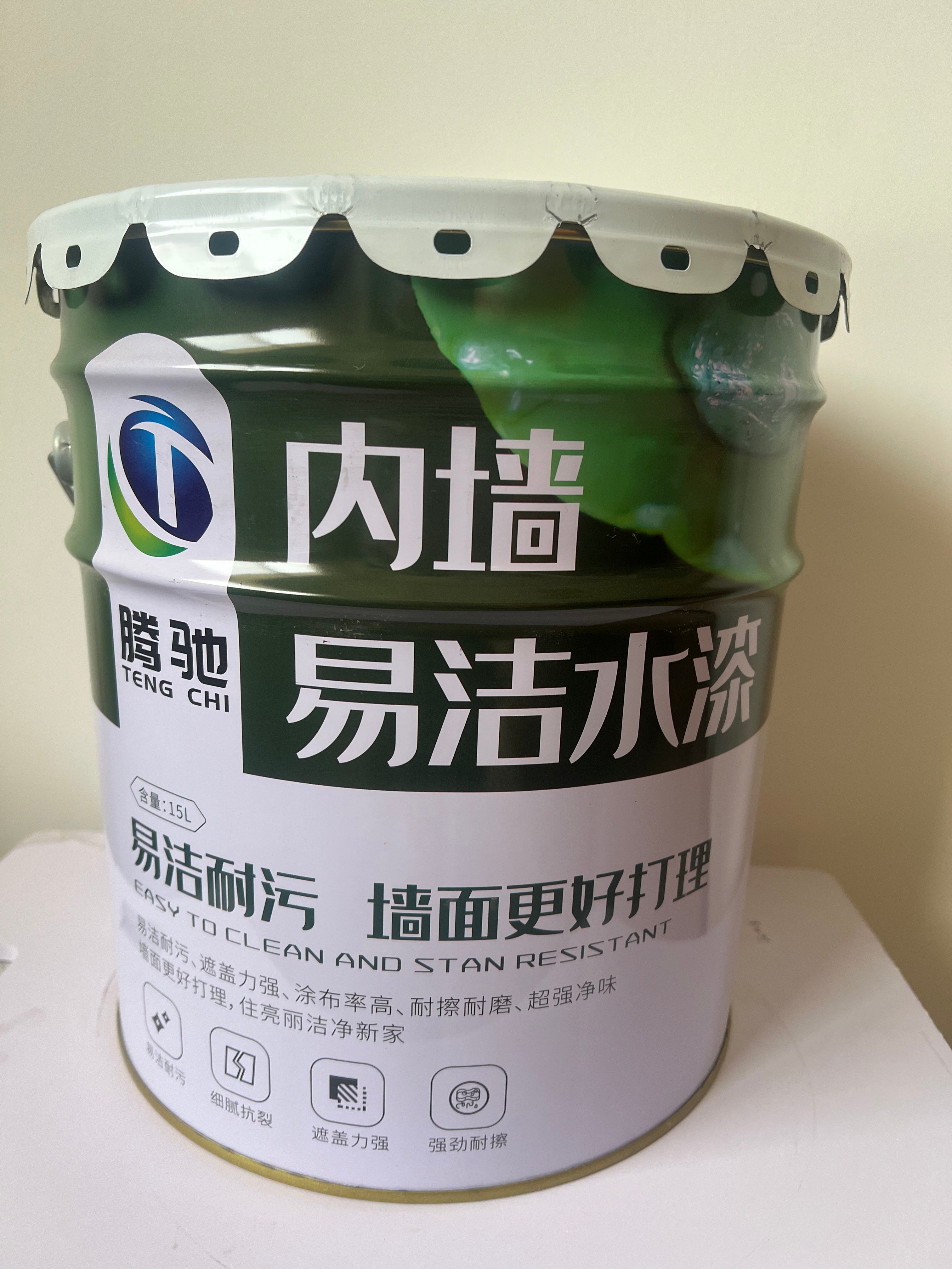 Easy-clean water-based paint for interior walls